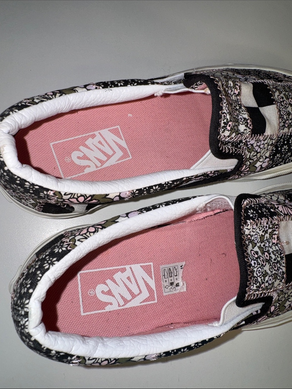 Vans Classic Slip-On Patchwork Floral Checkerboard Canvas Sneakers Size 8 - Picture 5 of 12